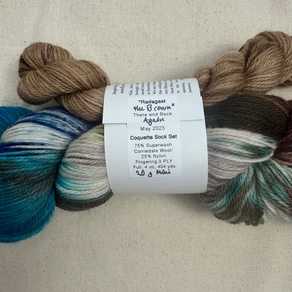 Bumblebee Acres Yarn Sock Set - Picture 2 of 2